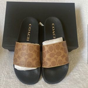 NEW Women’s COACH UDELE COATED CANVAS Sandals Sz 8 With Box.